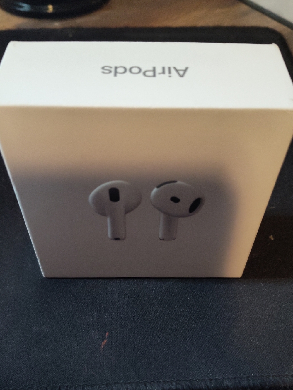 Apple AirPods Pro in White
